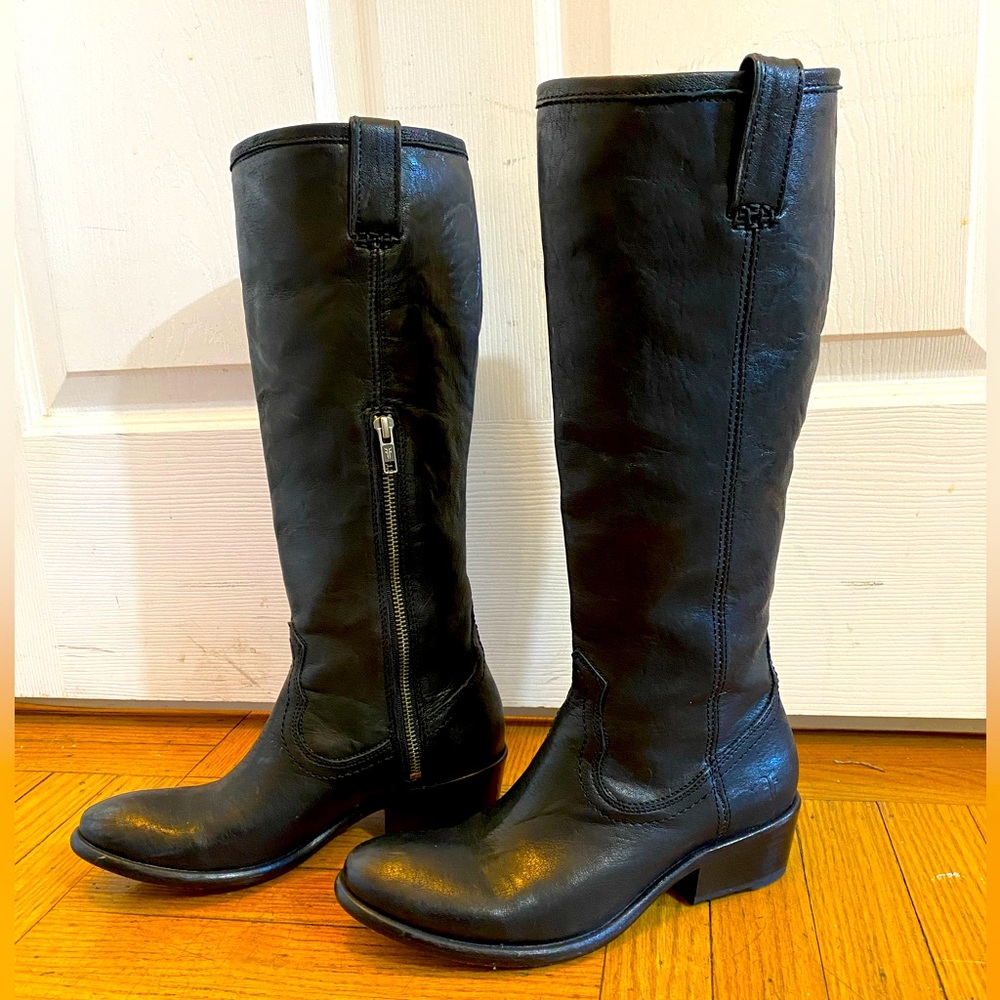 Frye leather boots size 6